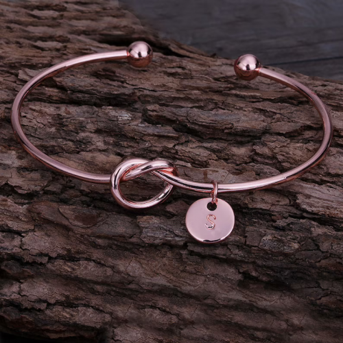 PERSONALISED BRACELET WITH LETTER CHARM
