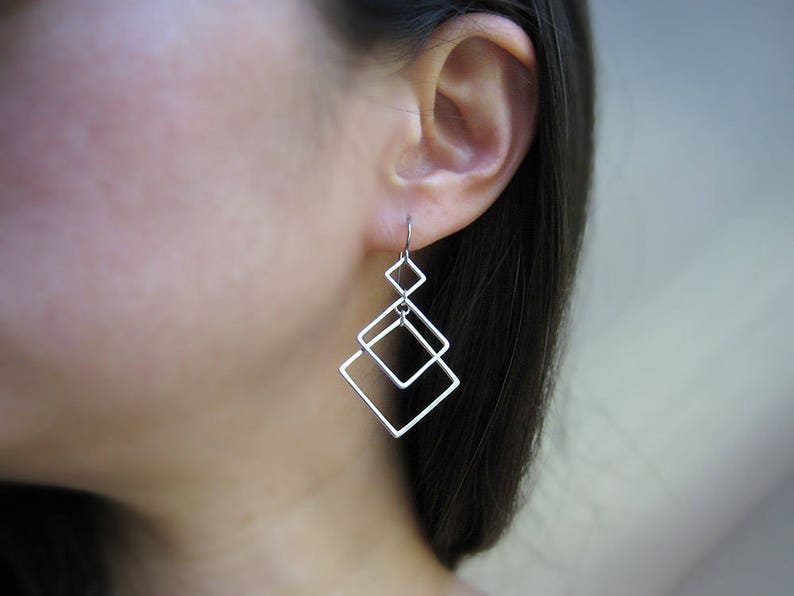 Fashionable Square Dangle Earrings